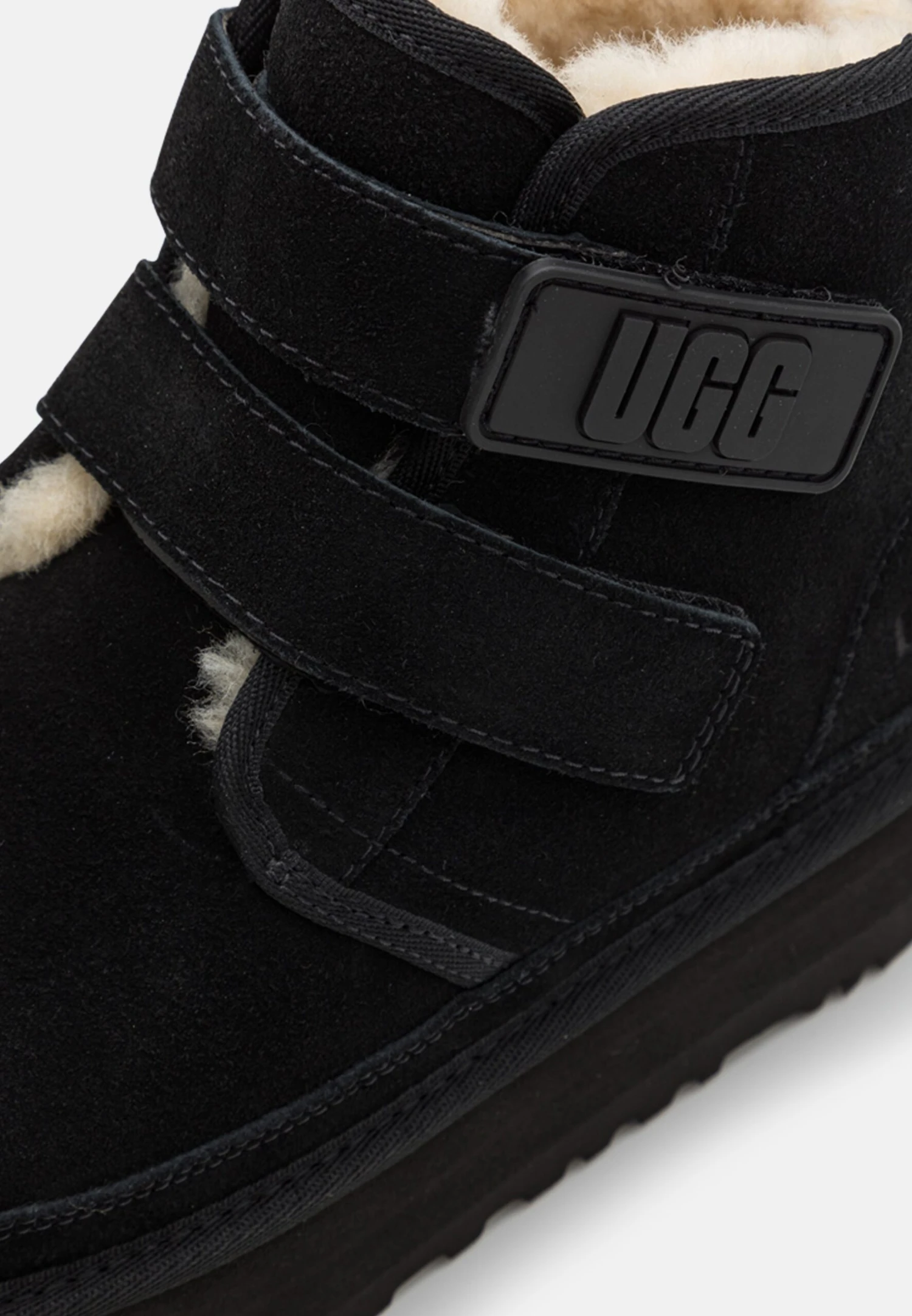 Ugg Neumel Platform Unisex - Classic Ankle Boots - Black 8 Ugg Neumel Platform Unisex - Classic Ankle Boots - Black - Image 6