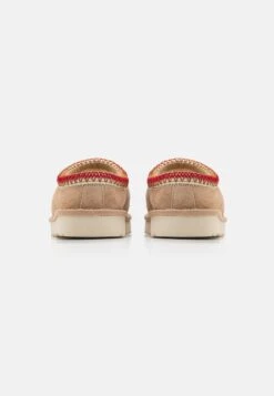 Ugg TASMAN - Slippers - Sand/dark Cherry -Trade INN 0a11b34f966a438c93af7e80e7208ed3