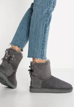 Ugg Mini Bailey Bow - Classic Ankle Boots - Grey
