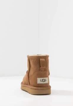 Ugg Classic Mini Ii Unisex - Classic Ankle Boots - Chestnut -Trade INN 0e3da423e9d14b82bc91c641651afaac