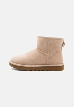 Ugg CLASSIC MINI II - Winter Boots - Sand