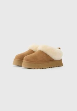 Ugg TAZZELLE - Winter Boots - Chestnut -Trade INN 140e7d0a5dbe45f2acd5c01a00a0970c