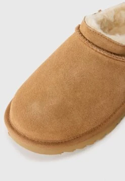 Ugg UNISEX - Clogs - Chestnut -Trade INN 145347c31b0646e1b0ed693551ca3e1b