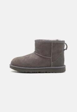 Ugg CLASSIC MINI II UNISEX - Classic Ankle Boots - Rocky Oak -Trade INN 169254a5e56d4806bd33cfede80f59bc