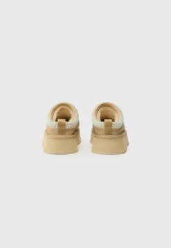 Ugg TAZZ II - Clogs - Sand -Trade INN 17836143bb48477bb301ad094c2b33f4