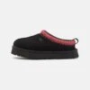 Ugg TAZZ UNISEX - Clogs - Black/multi-coloured -Trade INN 1b63fa097c2b4d1f957f7262b15bcc27 3