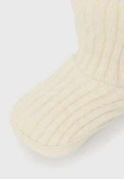 Ugg SKYLAR AND BEANIE UNISEX - Slippers - Cream -Trade INN 211074b16a6b45da8ce16076d48a2151