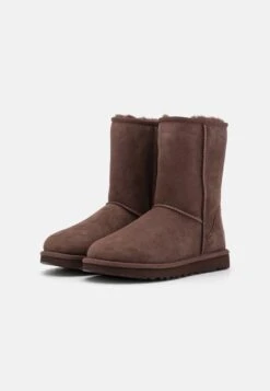 Ugg CLASSIC SHORT II - Classic Ankle Boots - Burnt Cedar -Trade INN 2c7556c1a1084339bce9a18377d46d02