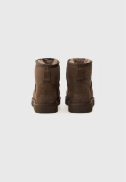 Ugg CLASSIC MINI II - Winter Boots - Dusted Cocoa -Trade INN 326faf44c53743bcbee2128247ceaf47