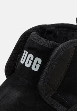 Ugg Accessible Neumel Ez-Fit Unisex - Classic Ankle Boots - Black -Trade INN 3efe433853314f1db51b378b157d66e7