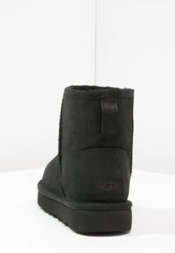Ugg Classic Mini - Classic Ankle Boots - Black -Trade INN 500e46b33a0342c9837f0c58da0d39c5