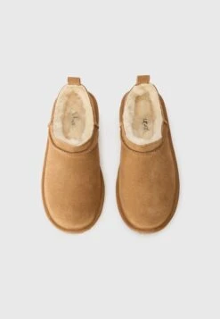 Ugg UNISEX - Clogs - Chestnut -Trade INN 54a320d4f2ae44d4987a04f50d9575e2