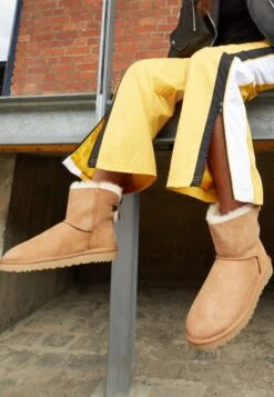 Ugg Mini Bailey Bow - Classic Ankle Boots - Chestnut -Trade INN 61cdcd9166594be19d427f442df6a1be 2