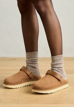 Ugg GOLDENSTAR - Slippers - Sand -Trade INN 6a21dc78b5d14f8a9004346a40a9ba7f