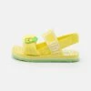 Ugg Zuma Sling Stuffie Unisex - Sandals - Pineapple 2 Ugg Zuma Sling Stuffie Unisex - Sandals - Pineapple -Trade INN 6bab925e284349598ef046a0cba4bf2a
