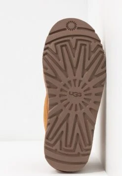 Ugg Neumel - Ankle Boots - Chestnut -Trade INN 70969a2ac1944a81a2eeb360eb7eeb28