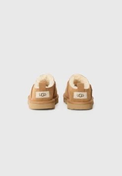 Ugg UNISEX - Clogs - Chestnut -Trade INN 7e59455b498b4524b48c6bc2c3187ba8