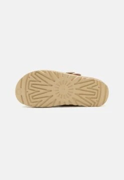 Ugg GOLDENSTAR - Slippers - Sand -Trade INN 7fe8dbdaf53c446a9af428d4b1cf3fac