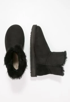 Ugg Mini Bailey Button - Ankle Boots - Black -Trade INN 80a65c59ffec4a0c86cecb2cc842273c