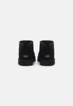Ugg Classic Ultra Mini - Classic Ankle Boots - Black 10 Ugg Classic Ultra Mini - Classic Ankle Boots - Black -Trade INN 8134df8a2a3c4290a1c66873ab0388cc