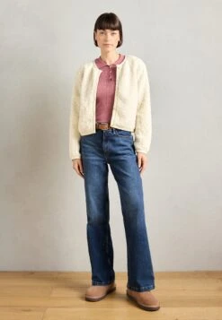 Ugg CLASSIC MICRO UNISEX - Slippers - Rocky Oak -Trade INN 83a686dee80d4143bf548ed608198139