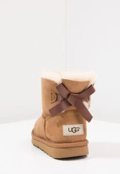 Ugg MINI BAILEY BOW II - Classic Ankle Boots - Chestnut 12 Ugg MINI BAILEY BOW II - Classic Ankle Boots - Chestnut -Trade INN 83eb3df09cb246eeba1d91ef3e733e9b