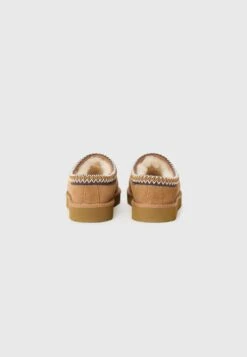 Ugg TASMAN II - Mules - Chestnut -Trade INN 86b7ff0353de4a349022228101732ff1