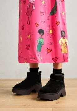 Ugg CLASSIC ULTRA MINI - Ankle Boots - Hickory 19 Ugg CLASSIC ULTRA MINI - Ankle Boots - Hickory -Trade INN 89a8740f942d4f29a89dc69dbcffbb90