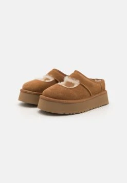 Ugg BEA MARY JANE - Mules - Camel -Trade INN 8e823a07aa83452dbc55e90aa75ae5a7