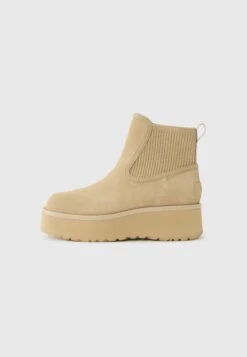 Ugg CITYFUNC UNISEX - Platform Ankle Boots - Mustard Seed