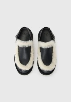 Ugg ESMEE - Clogs - Black -Trade INN 9af6c7d6b1fb44b1b6c8506bdd2b6a62