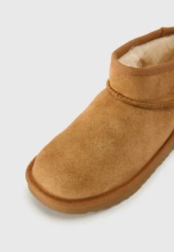 Ugg CLASSIC ULTRA MINI DAZZLE - Slippers - Chestnut -Trade INN 9b8417915d504b34bb7cc3643fc90f65