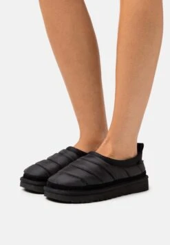 Ugg Tasman - Slip-Ons - Black