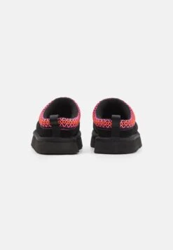 Ugg TAZZ UNISEX - Clogs - Black/multi-coloured -Trade INN a0c325d8b0cf4a41875ec1c6e7ef0690