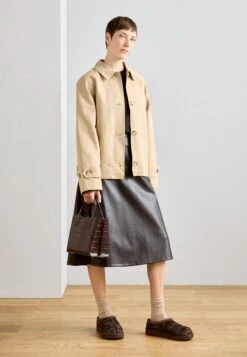 Ugg TASMAN CASPIAN - Slippers - Burnt Cedar -Trade INN a551b8babef54d89903b75a1db49b5e7