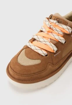 Ugg LOWMEL - Skate Shoes - Chestnut/bright Melon -Trade INN a571a33ea98843779659938f18b7ed93