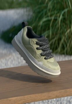 Ugg LOWMEL - Skate Shoes - Deep Ocean/whale -Trade INN a8af982f27384cee9877515b2e8789cb 2