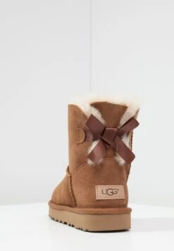 Ugg Mini Bailey Bow - Classic Ankle Boots - Chestnut -Trade INN ac1ca5c76083436e861a78351c7517f6