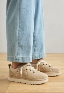 Ugg LOWMEL - Trainers - Jasmine 19 Ugg LOWMEL - Trainers - Jasmine -Trade INN b0bdb73627054212bcba24eaa50431fe 1