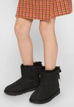 Ugg MINI BAILEY BOW II - Classic Ankle Boots - Black