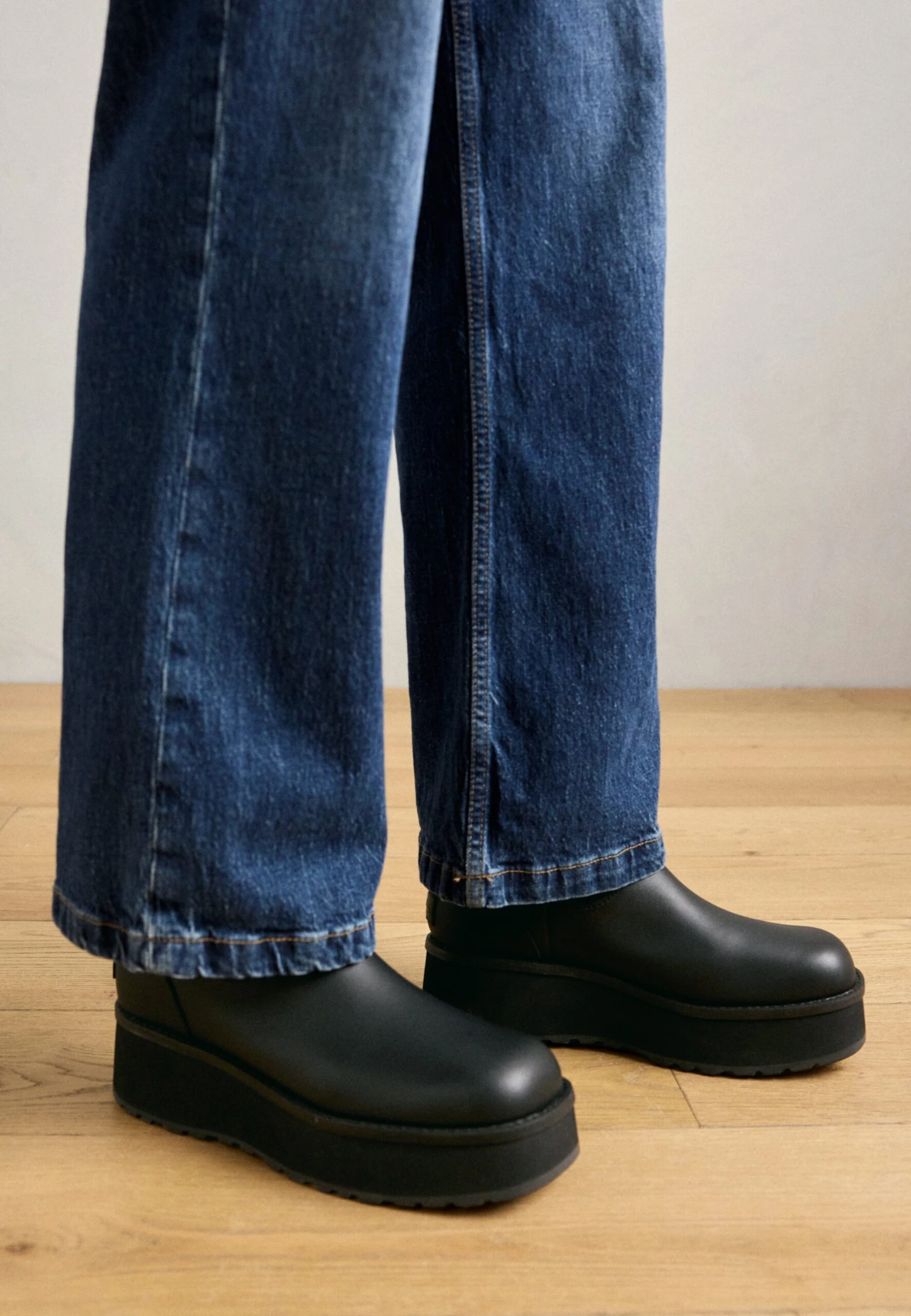 Ugg CITYFUNC UNISEX - Platform Ankle Boots - Black 4 Ugg CITYFUNC UNISEX - Platform Ankle Boots - Black - Image 2