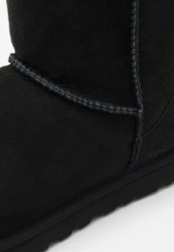 Ugg Classic Short - Winter Boots - Black -Trade INN b716a6892b73404c97cf57664f0d69fc