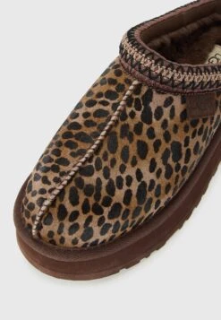 Ugg TAZZ CASPIAN - Clogs - Burnt Cedar -Trade INN b9e291ca5c4f47f08aceced1a4cc40f0