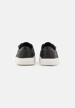 Ugg Alameda Lace - Trainers - Black -Trade INN bb2605fa74cf4ac99adc0d6eabae14e2