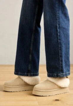 Ugg TAZZELLE - Winter Boots - Moss Green -Trade INN c826b0c5b6854eab9f3293249761ef32 2