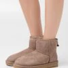 Ugg Classic Mini - Classic Ankle Boots - Caribou -Trade INN d487b1af3f7b4012945ca731af11492d