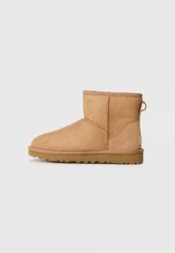 Ugg CLASSIC MINI II - Winter Boots - Dusted Cocoa -Trade INN d6e164dd48814a58bdf56845596929e5 2