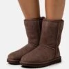 Ugg CLASSIC SHORT II - Classic Ankle Boots - Burnt Cedar -Trade INN da85ebbef5b94194891c07c9082eddb9
