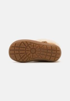 Ugg SAMMEE UNISEX - Baby Shoes - Chestnut -Trade INN e4e4050db598437385e573b74e92376e