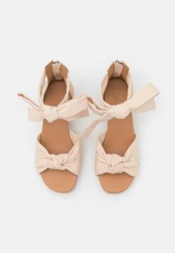 Ugg Yarrow - Platform Sandals - Natural -Trade INN e9b9f9741281468bac107abb8380e10a